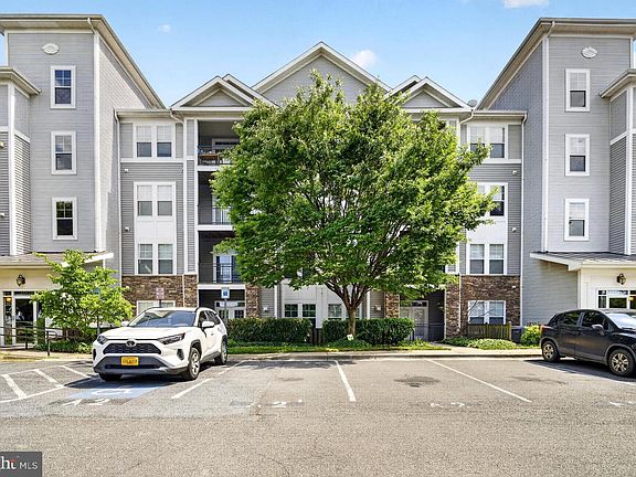 3rd image of 1321 Karen Blvd APT 103