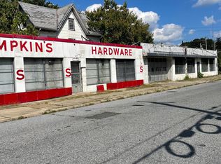 19 W High St, Clayton, NJ 08312