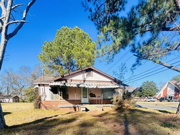 623 E Kingston St, Laurel, MS 39440