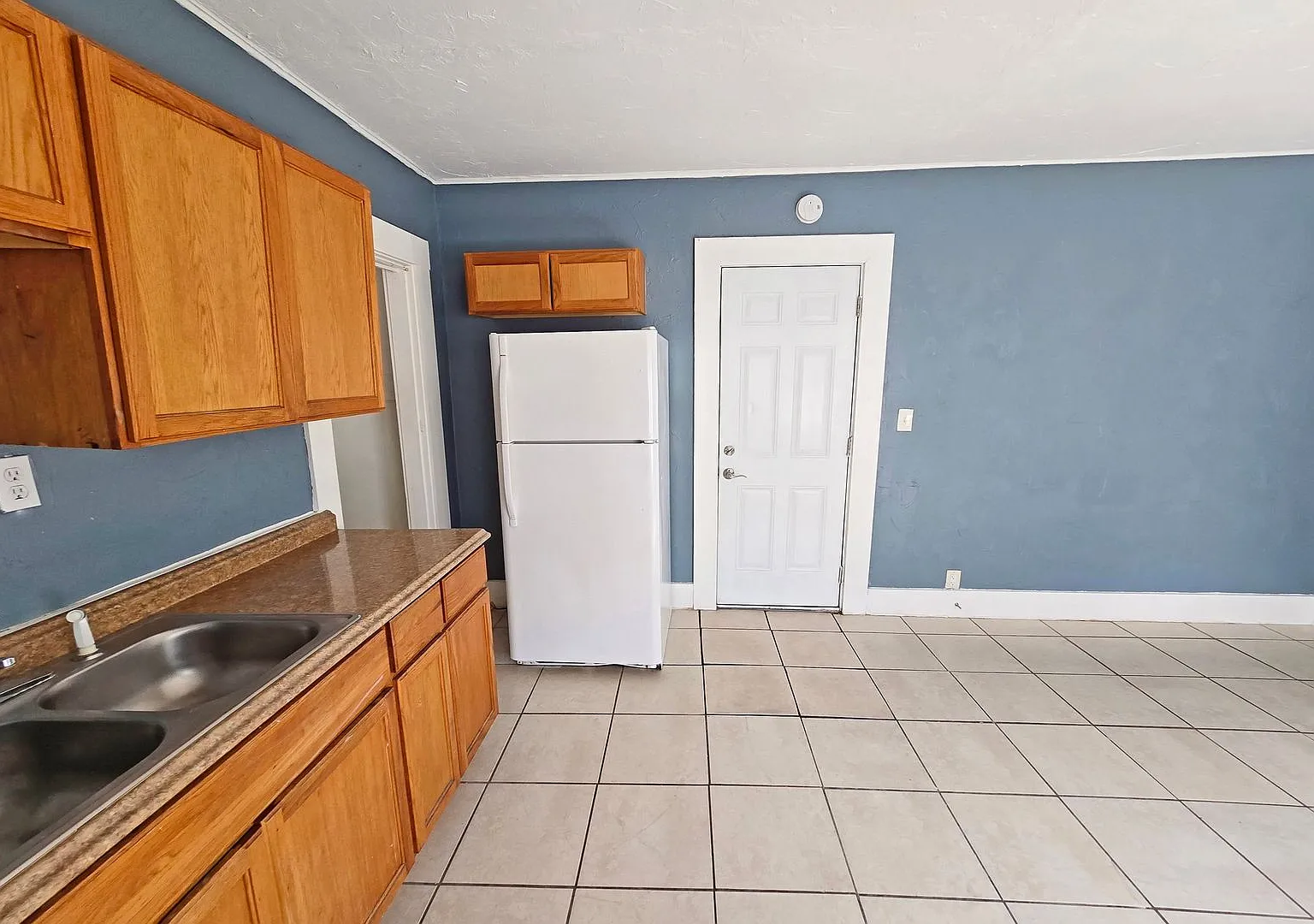 2/1 in Bradenton, so spacious and pet friendly! — Photo 3