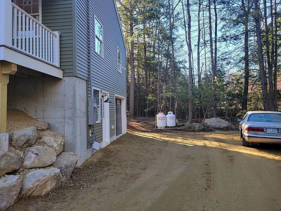 2nd image of 47 Winchester Drive