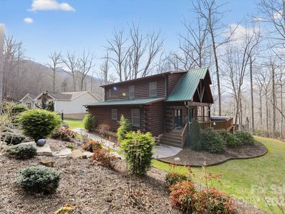 676 Henry Dingus Way, Maggie Valley, NC, 28751