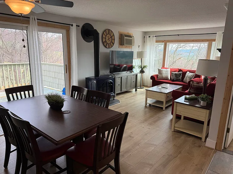 220 Mountainside Dr #402 — Photo 4