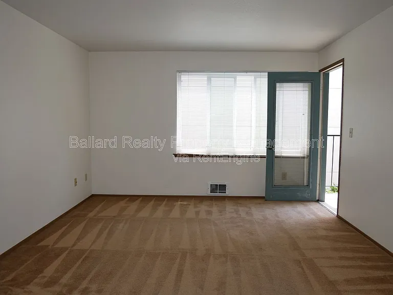5511 32nd Ave NW #202 — Photo 2