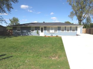 34W760 N James Dr, St Charles, IL
