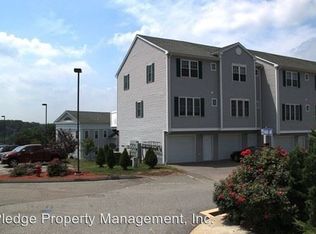 30 Harbor View Ln, Norwich, CT 06360