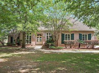 562 Winbourne Dr, Slidell, LA 70461