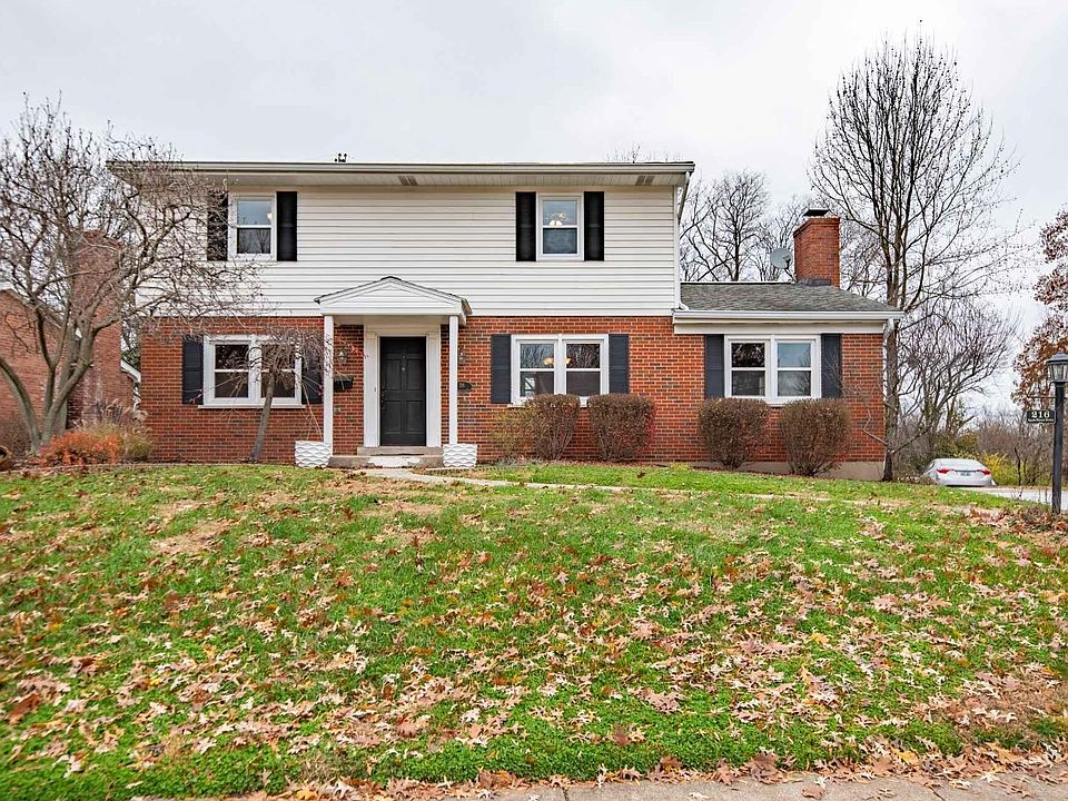 1st image of 216 Applewood Dr