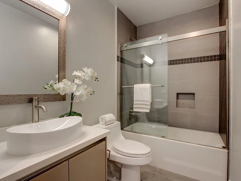 330 Salem St #304 — Photo 16