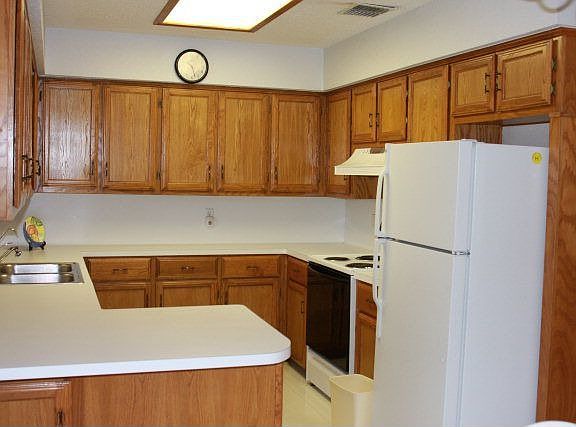 4th image of 700 N Bentsen Palm Dr Lot 88