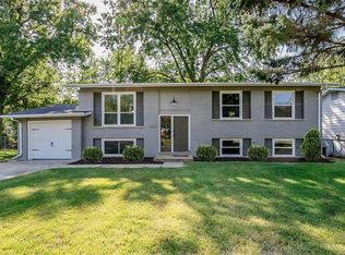 204 Burncoate Dr, Saint Louis, MO