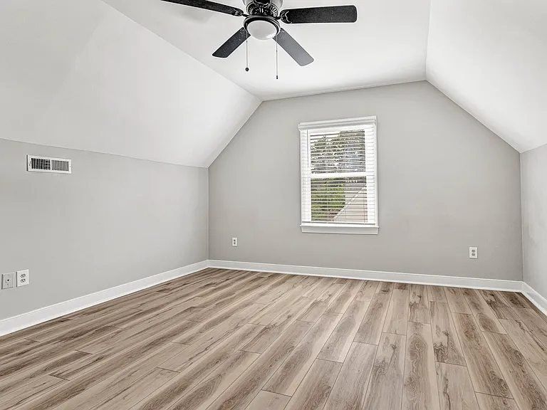 6402 Sledds Lake Rd — Photo 26