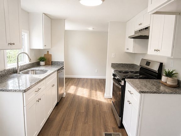 4th image of 36 Longboat Rd
