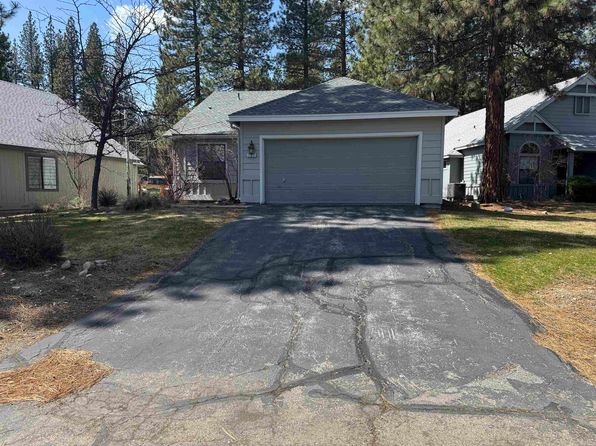 127 Cottonwood Dr, Blairsden, CA 96103
