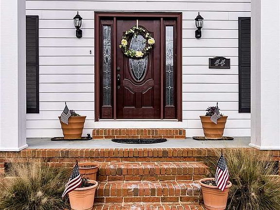 4th image of 44 Dorchester Dr