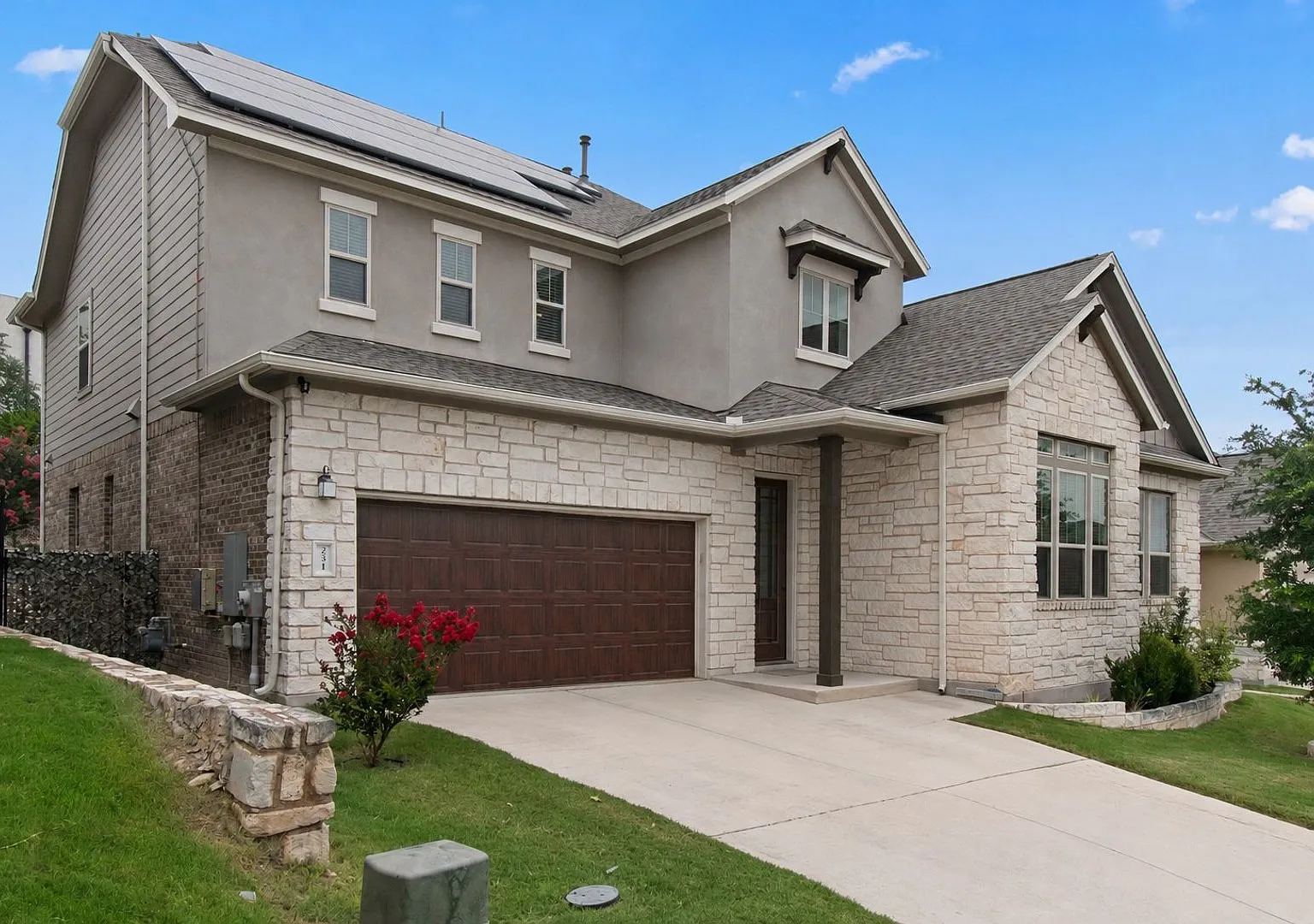 231 Village Oaks, Austin, TX 78737 — Photo 2