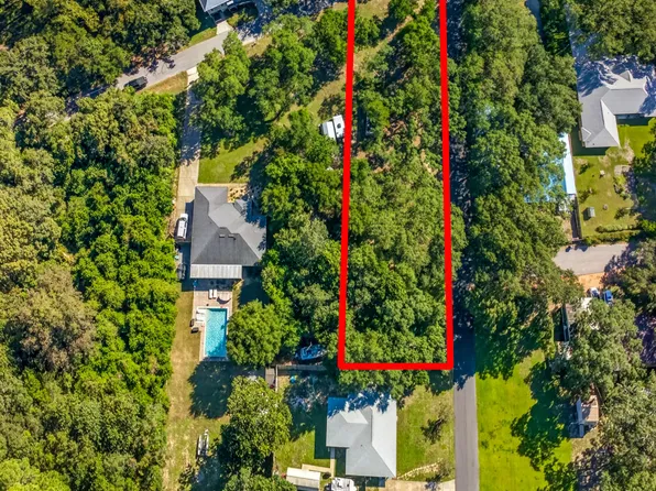 2979 Holley Point Rd, Navarre, FL 32566