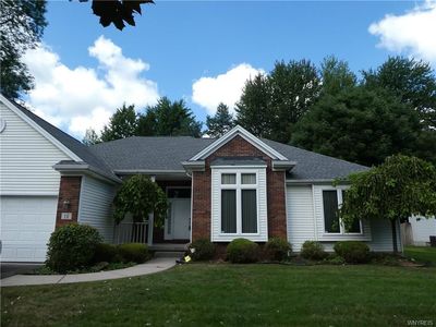 10 Brookshire Ct, East Amherst, NY, 14051