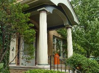 1110 N East Ave, Oak Park, IL 60302