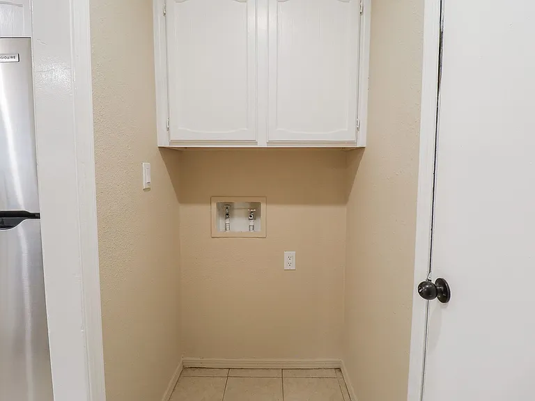 3012 S Ash Ct — Photo 17