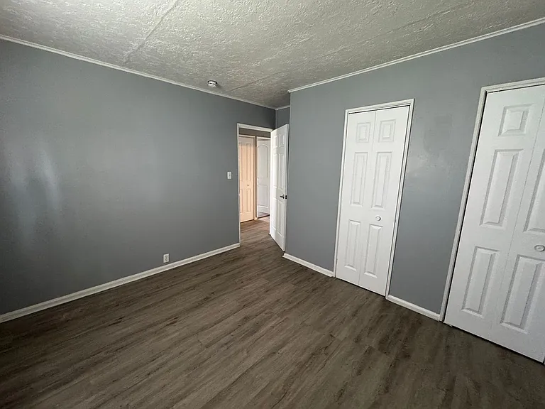 2029 N Goodlet Ave — Photo 15