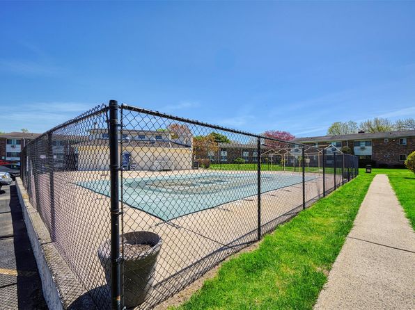 2433 Union Boulevard #4B, Islip, NY 11751