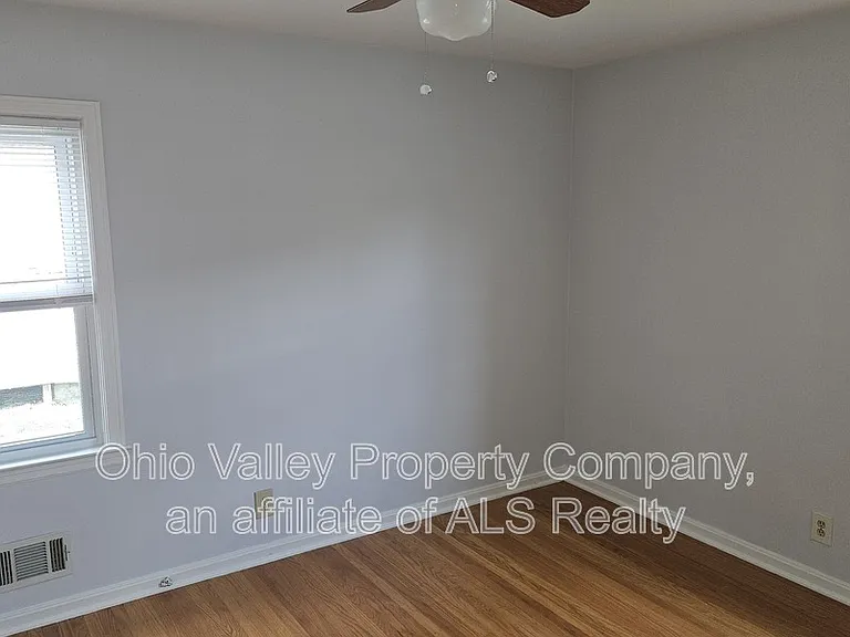 2915 Abigail Dr #1 — Photo 5