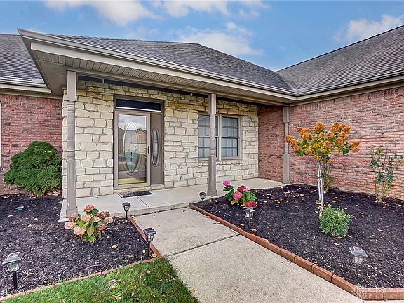 3rd image of 856 Bolton Abbey Ln