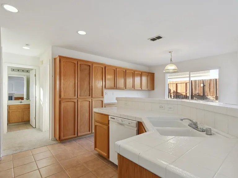 9157 Brown Rd #1 — Photo 7