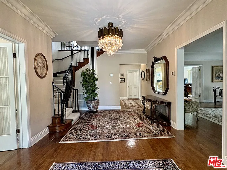414 N Las Palmas Ave — Photo 33