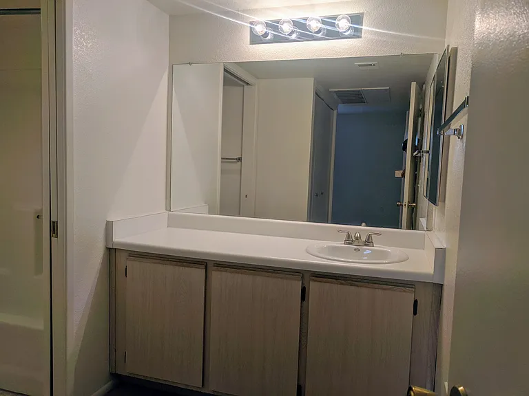 Forest Meadows Apartments — Photo 28