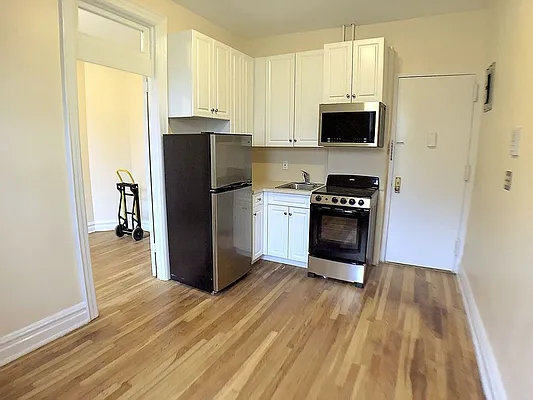 Rented by (LEGACY NOT ACTIVE) DiGiulio Group Real Estate, LLC | media 24