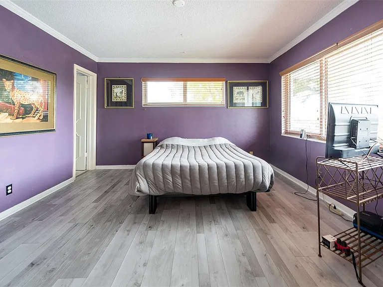 3333 NE 36th St #6 — Photo 12