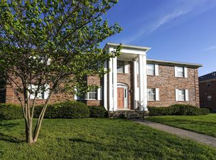 4218 N Church Way #8, Louisville, KY 40207