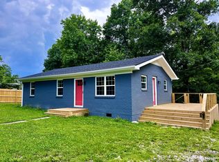 42 Red Bird Dr, Clay City, KY 40312
