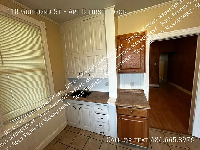118 Guilford St #B — Photo 6