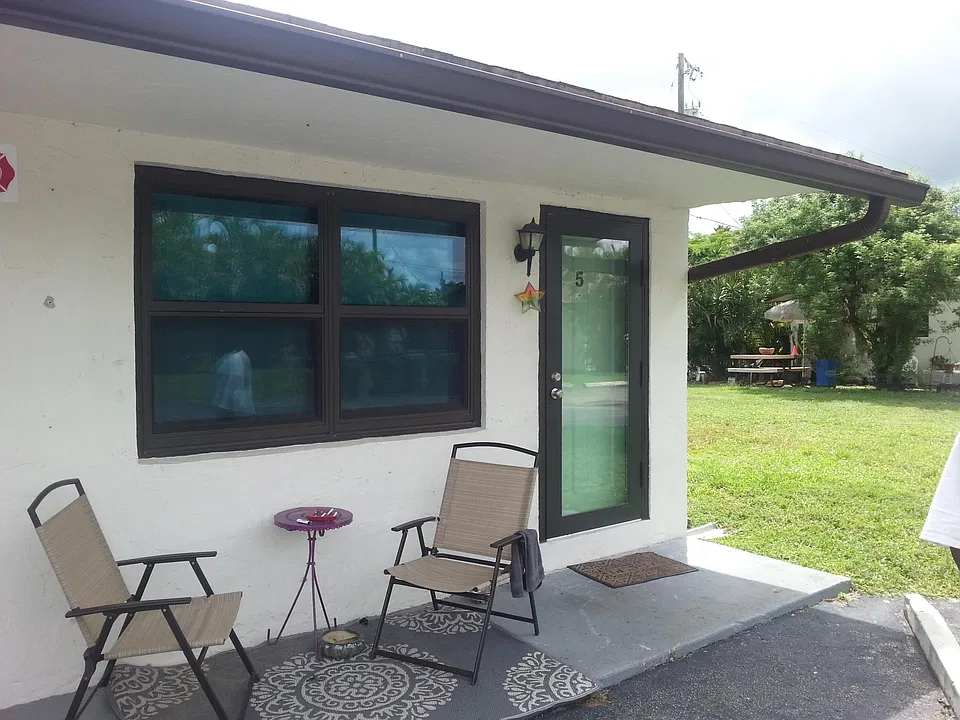 4640 SW 33rd Ave