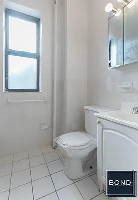 Rented by Bond New York | media 3