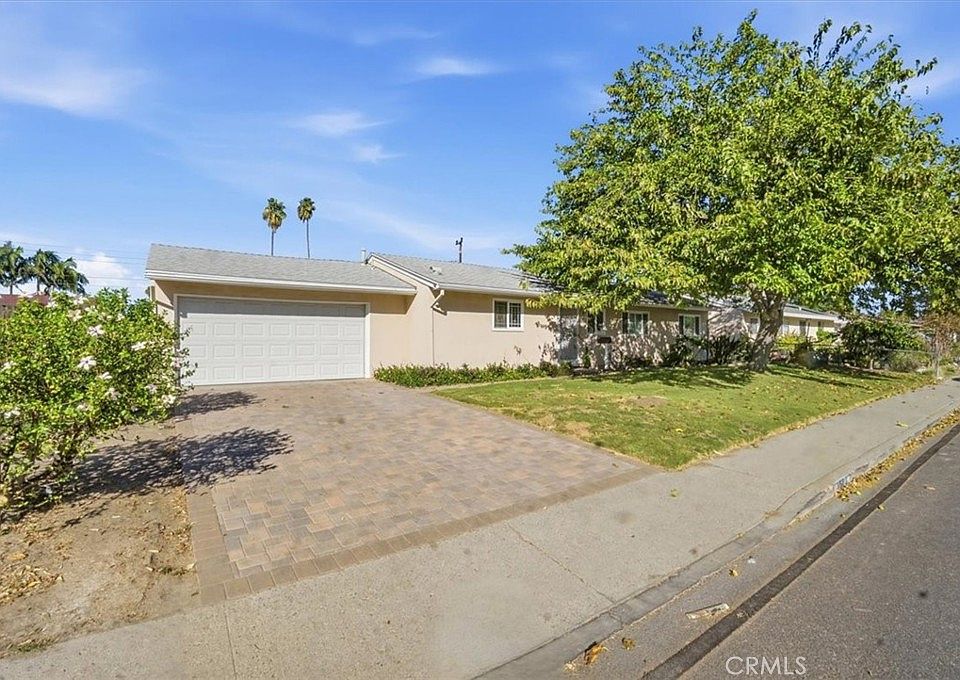 1st image of 1573 Casarin Ave