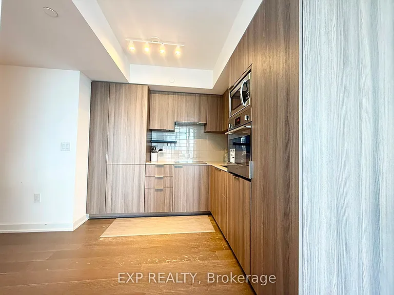 11 Wellesley St W #1605 — Photo 5