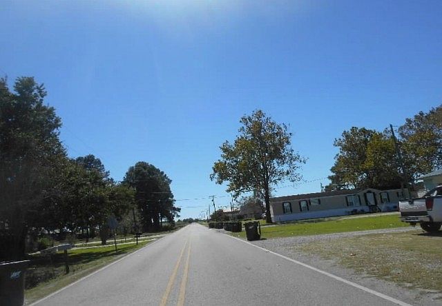2nd image of 525 Fontelieu Dr