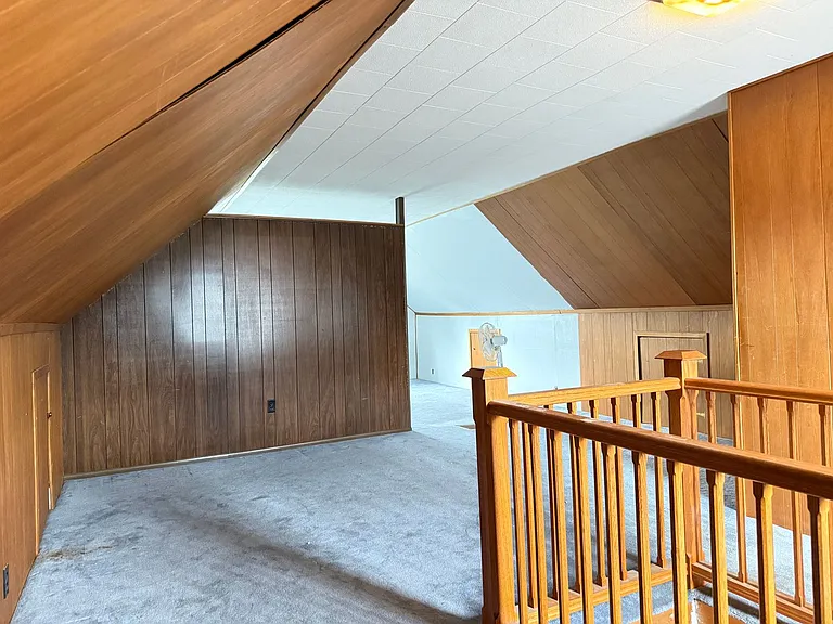 69 W Charlotte St — Photo 18