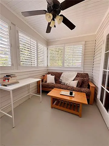 6818 Louis Xiv St — Photo 14