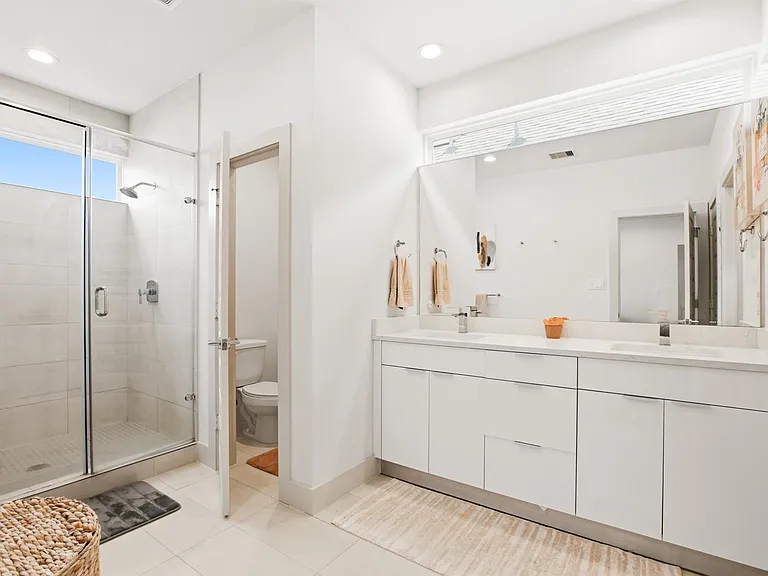 4408 Santorini Ln — Photo 16