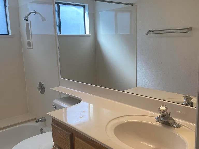 510 W Fellars Dr — Photo 13