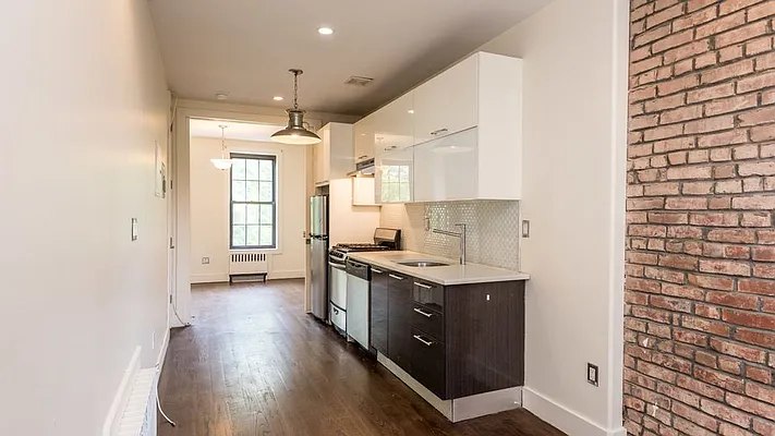 Rented by Nooklyn NYC LLC | media 29