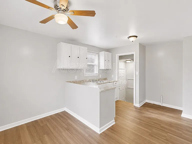 6301 Lodewyck St — Photo 4