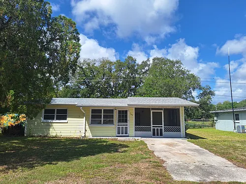 706 Mary St Photo 1