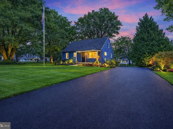 9212 Snyder Ln, Perry Hall, MD 21128