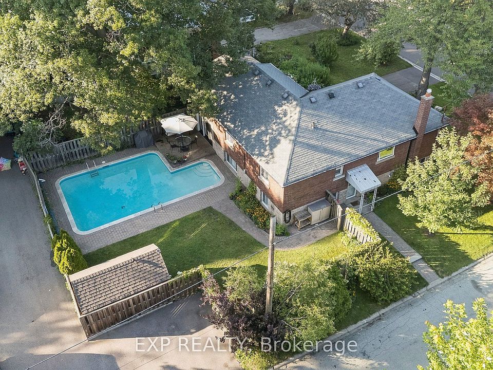 1st image of 44 35th St